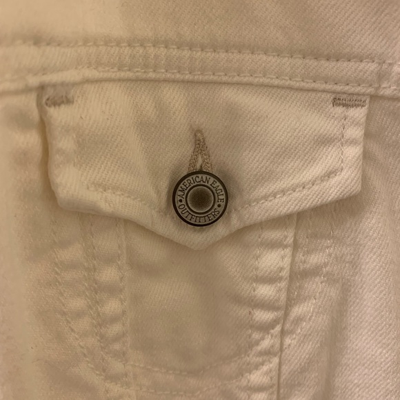 **AMERICAN EAGLE** White Jean Jacket - Picture 3 of 4